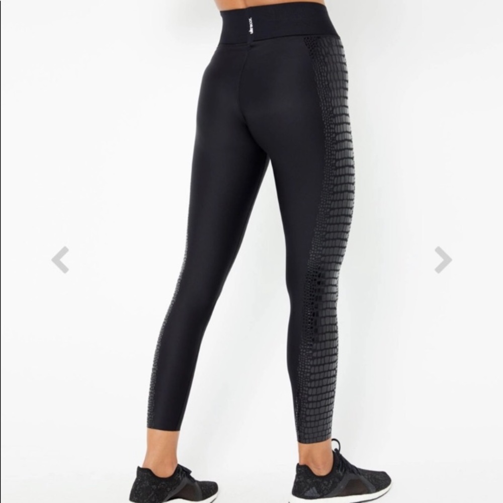 Ultracor Ultra High Crocodile Leggings Black NWT